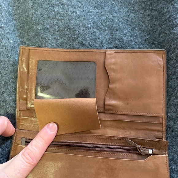 Vintage Pierre Cardin Leather Wallet - Picture 6 of 7